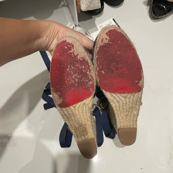 Used - Picture 2 of 2